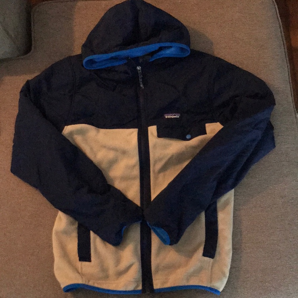 Patagonia hooded fleece